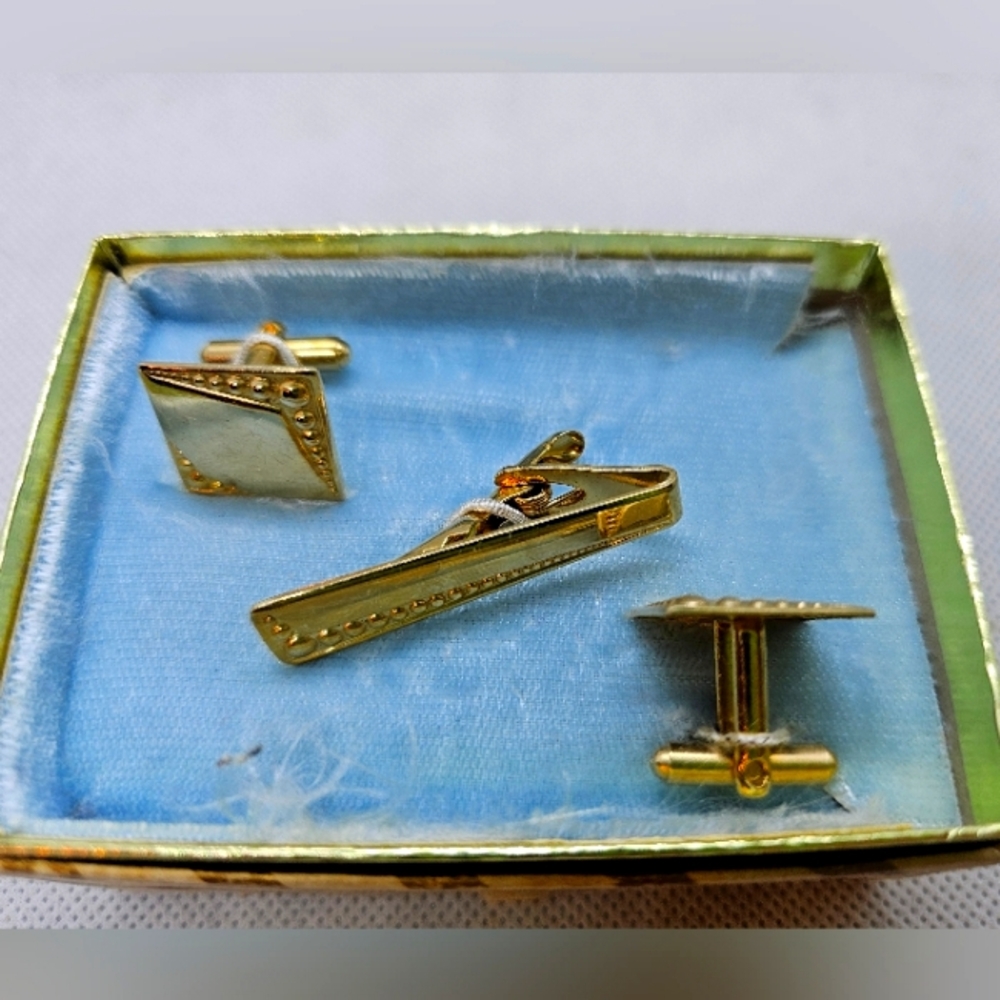 Antique Goldtone Cuff Links & Tie Clip